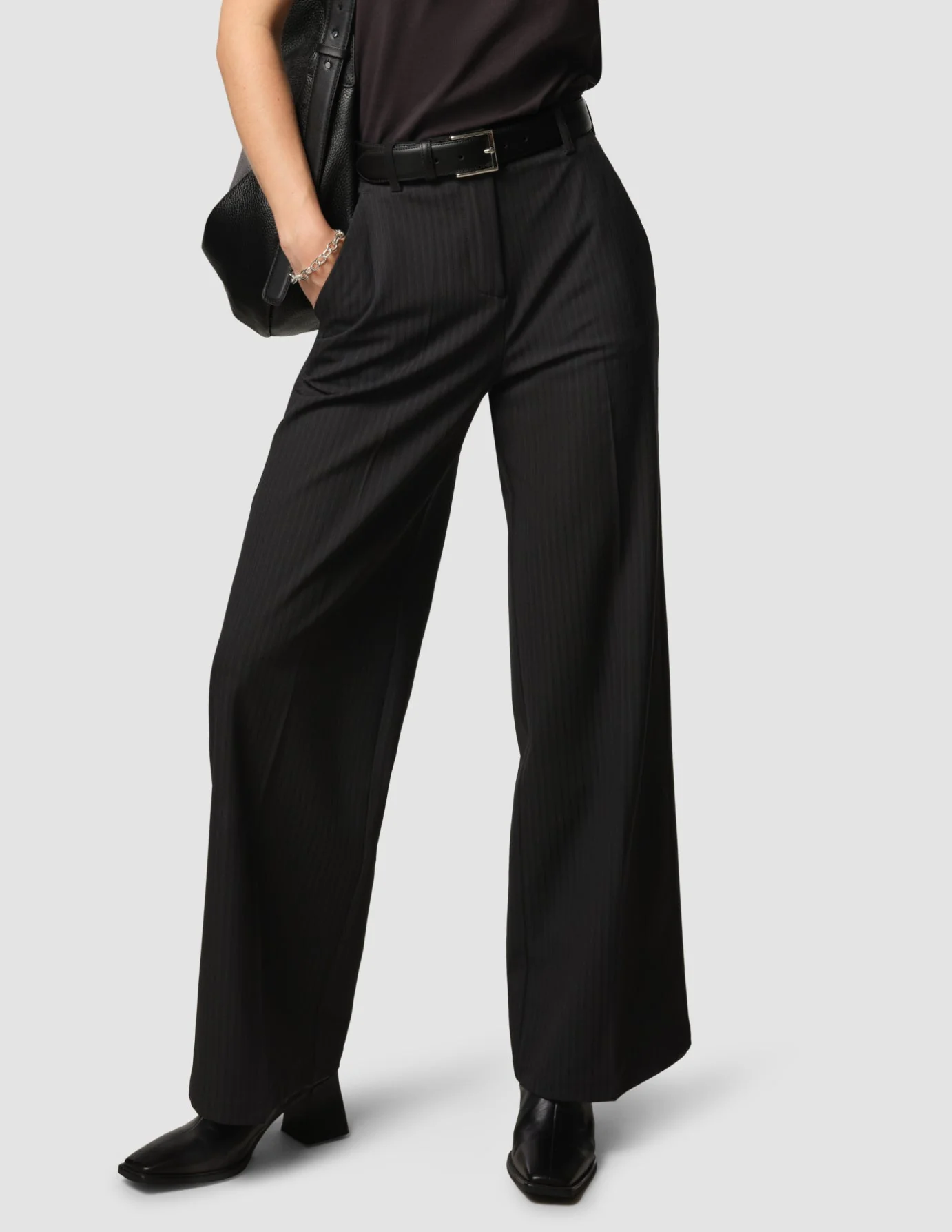 Everyday Elegance - Image 5