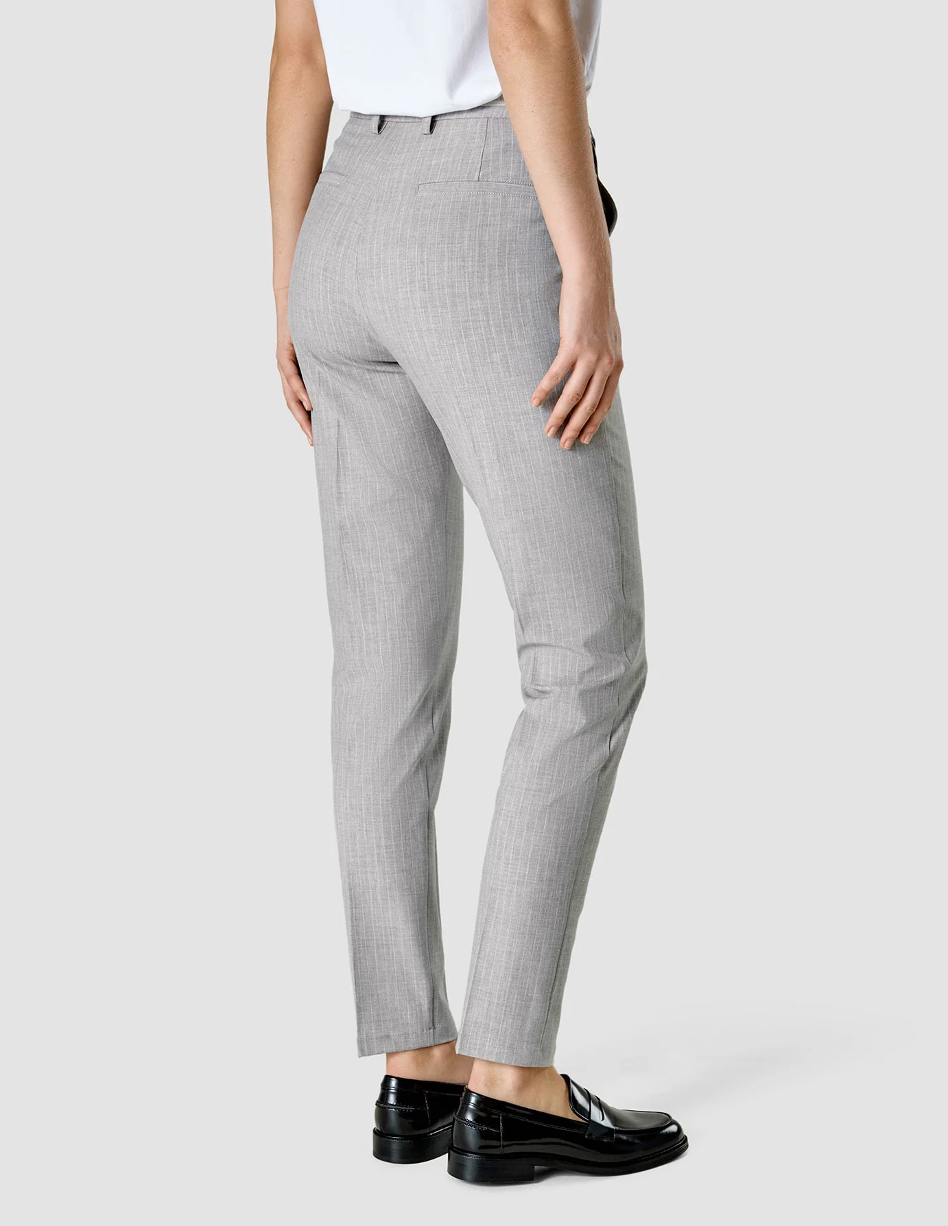 Essential Pants Tapered Light Grey Pinstriped - Image 4